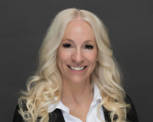 Mrs. Chantal Côté