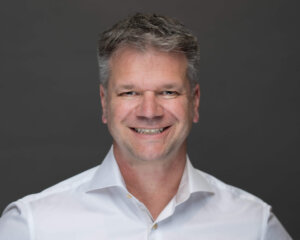 Dr. Bruno Charneux